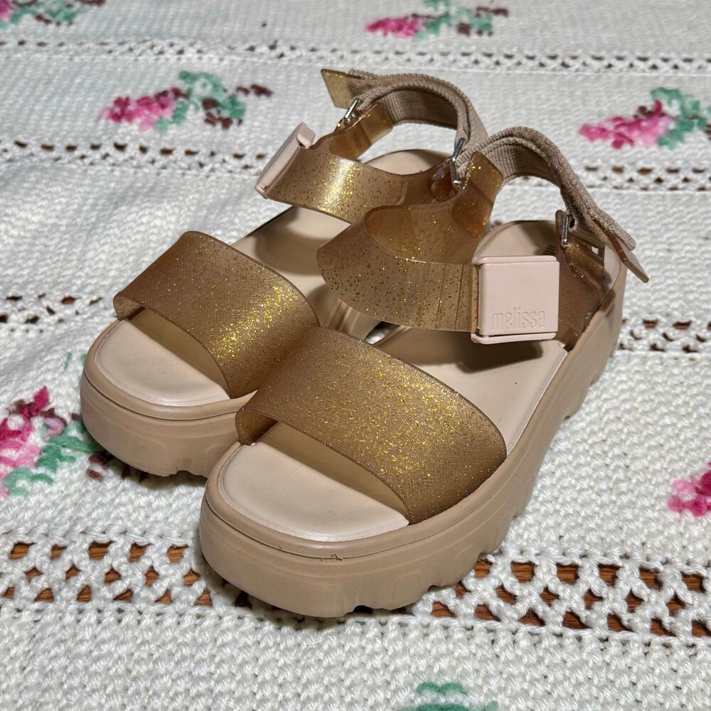 Women’s Melissa Kick Off Sandal Jelly Platforms Gold Glitter size 8 Adustable